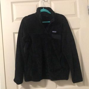 black patagonia fleece